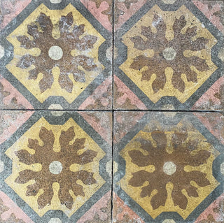 Flower Chain Antique