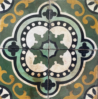 Celtic manor Antique