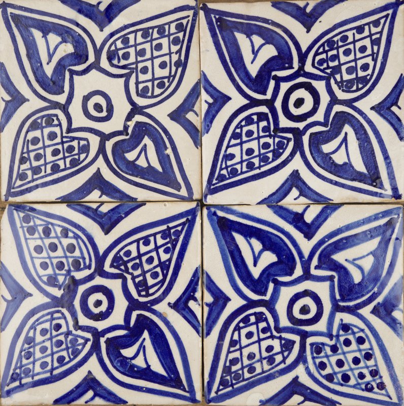 Outdoor Tiles - Casablanca Lily